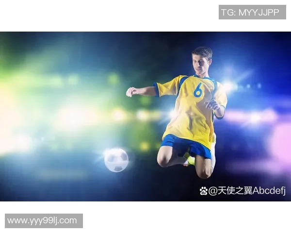 杨芳专访：从绿茵场到人生舞台的足球旅程回顾与思考